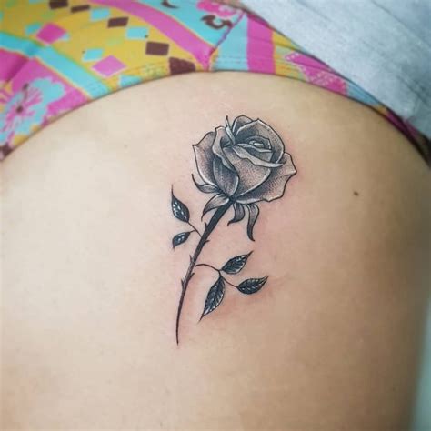 10 ideias de Tatuagens no bumbum